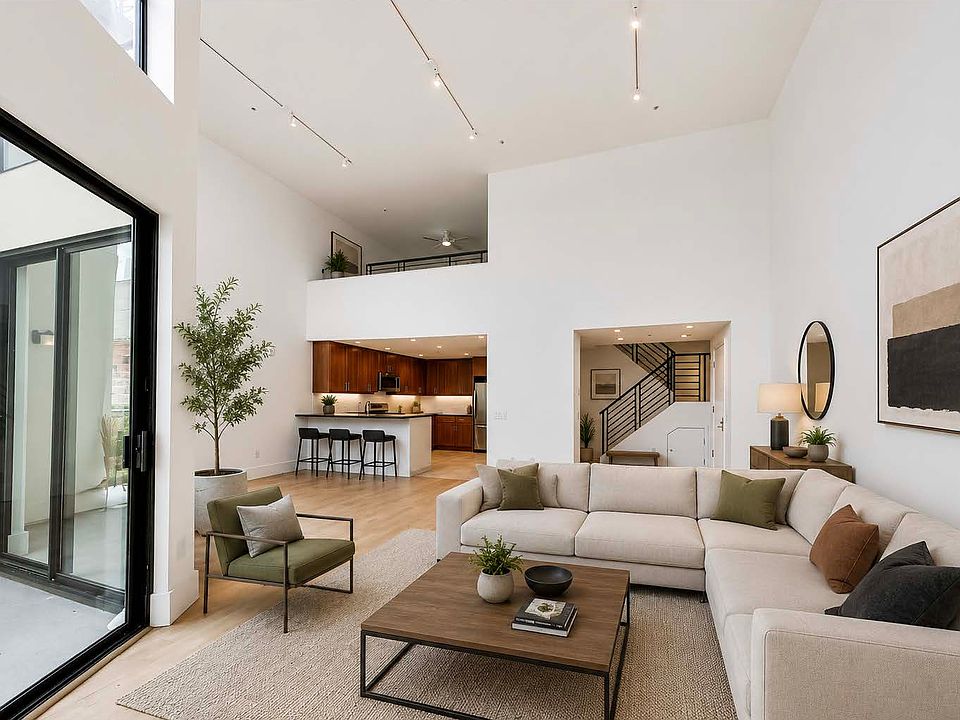 1st image of 637 Natoma St APT 3