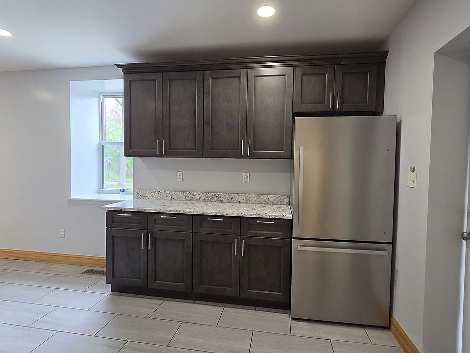 1st image of 56 Lorraine St #1