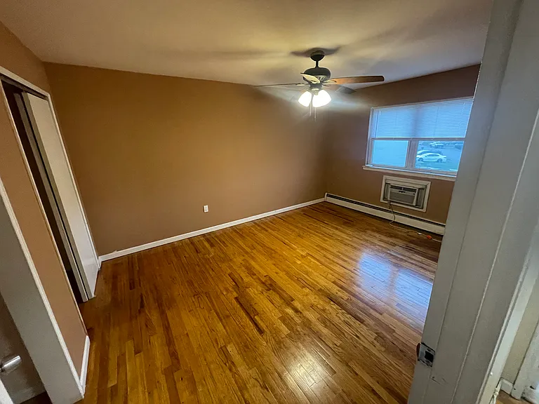 55 Gill Ln #44 — Photo 7
