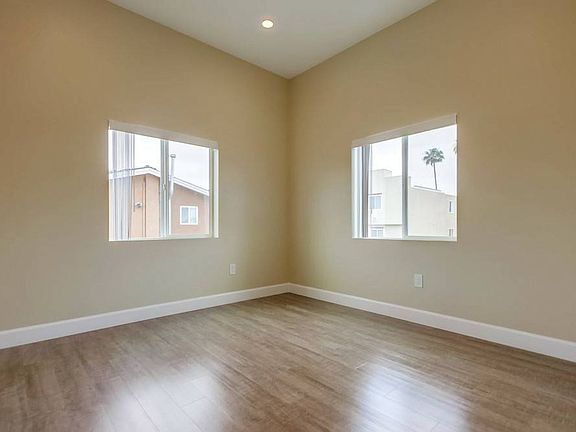 3rd image of 2266 W Dunlop St W #199