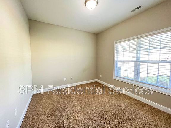 3rd image of 424 N Culverton Rd