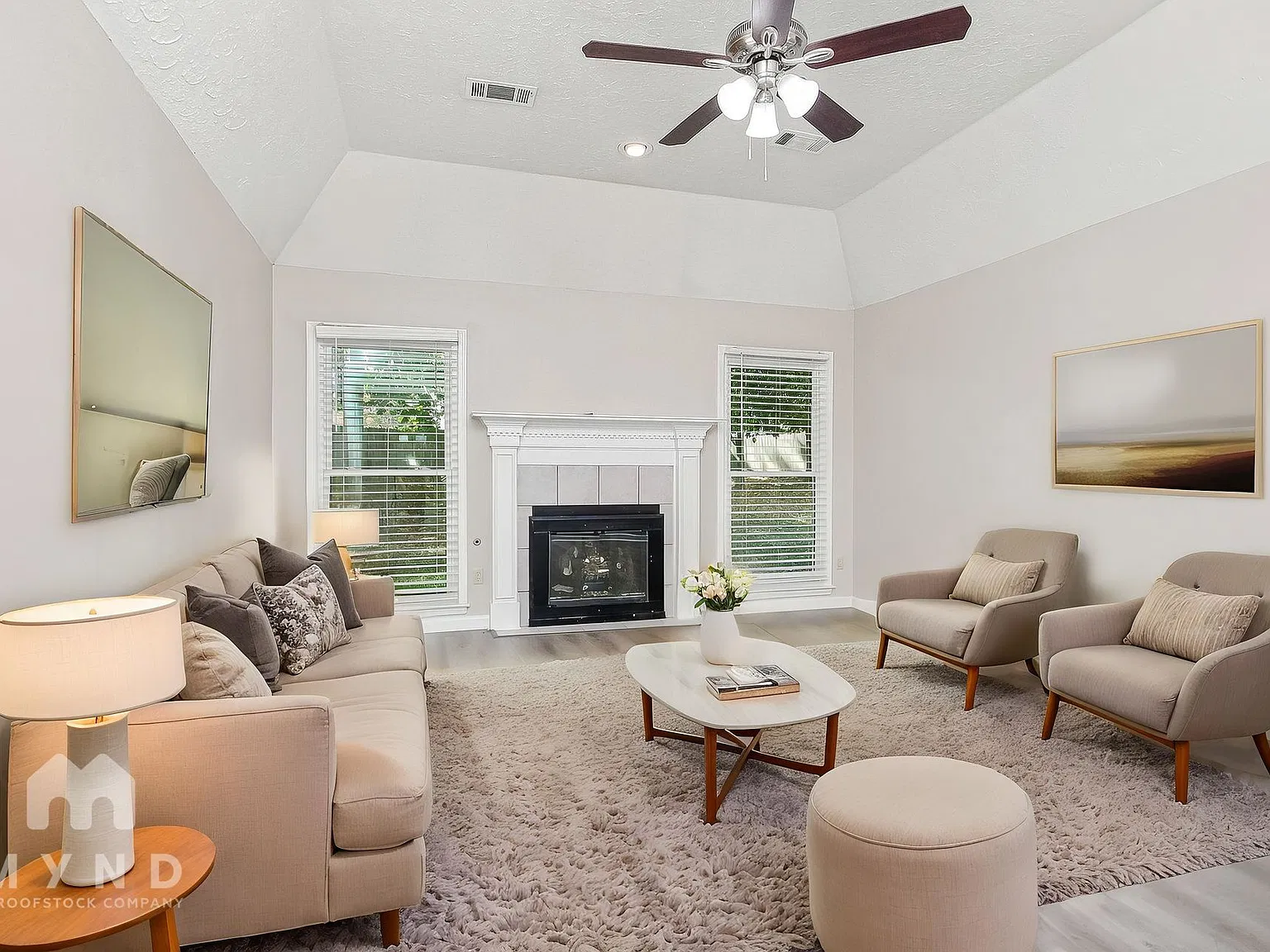 4 bed, 2.5 bath, 2100 sqft, $2,175 — Photo 3