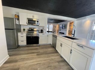 5009 NW Radial Hwy, Omaha, NE 68104