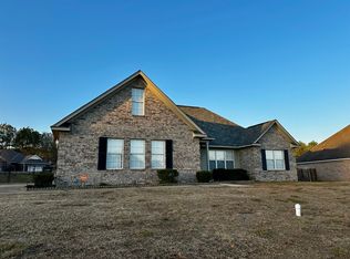 200 Noah Loop, Oxford, MS 38655