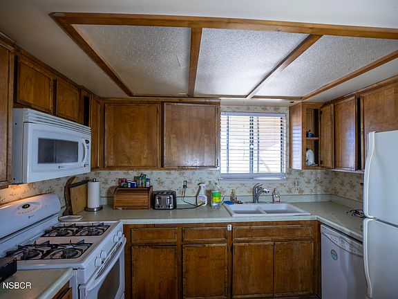 5th image of 601 N 7th St