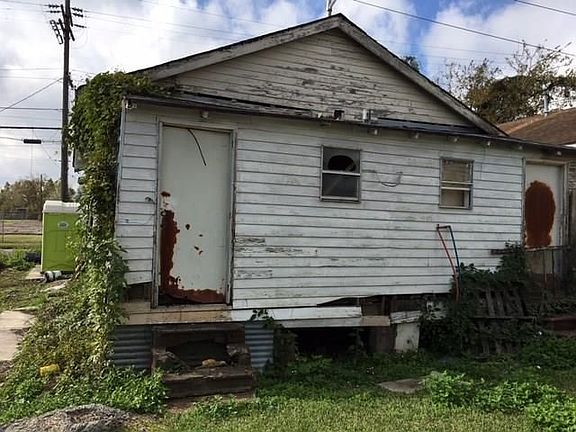 5th image of 7715 Olive St