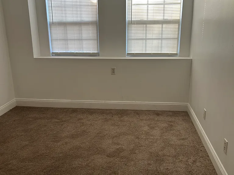 1707 Berkeley Ave — Photo 4