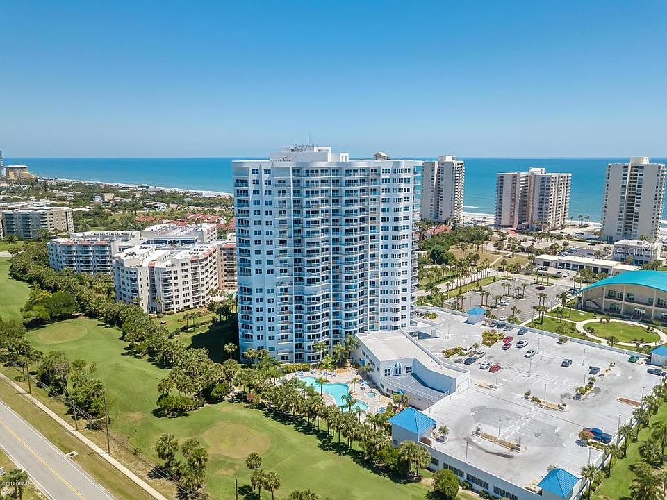 1st image of 2 Oceans West Blvd APT 1206