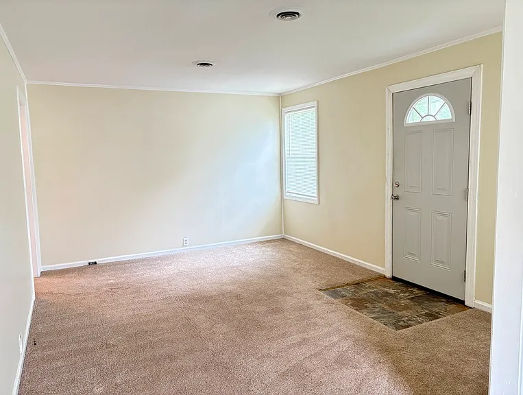 2 bed, 864 sqft, $1,100 — Photo 4