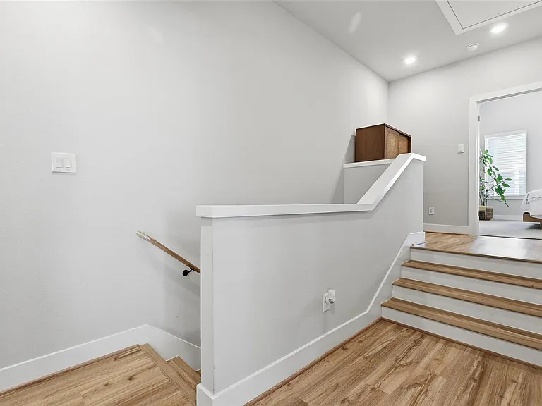5825 Francis Oak Pl — Photo 15
