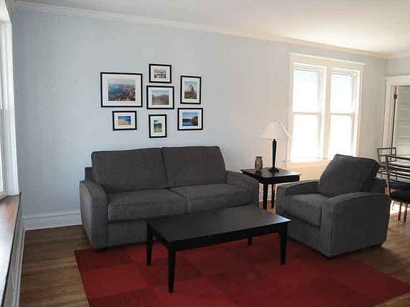 4th image of 1009 S Cuyler Ave