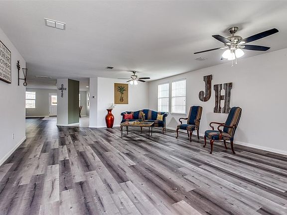 3rd image of 12753 Cedar Hollow Dr