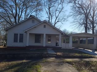 404 E South 4th St, Seneca, SC 29678