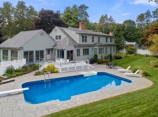 42 Candlewood Dr, Topsfield, MA 01983