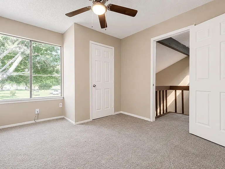 7140 S Dairy Ashford Rd — Photo 14