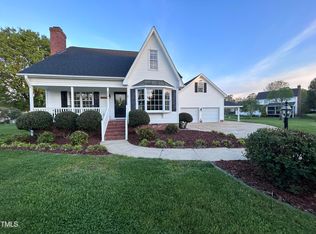 3201 Overlook Ct, Burlington, NC 27215