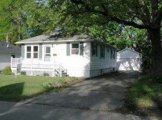 145 Loomis St NW, Sparta, MI