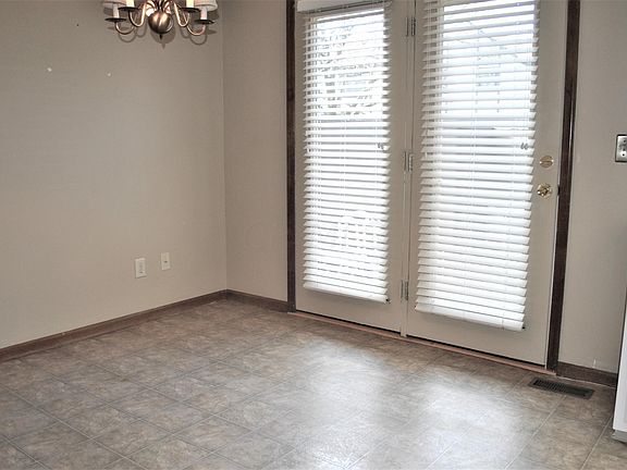 5th image of 5297 Wood Run Blvd #103