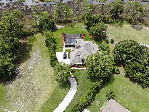 4th image of 918 Larkspur Ln