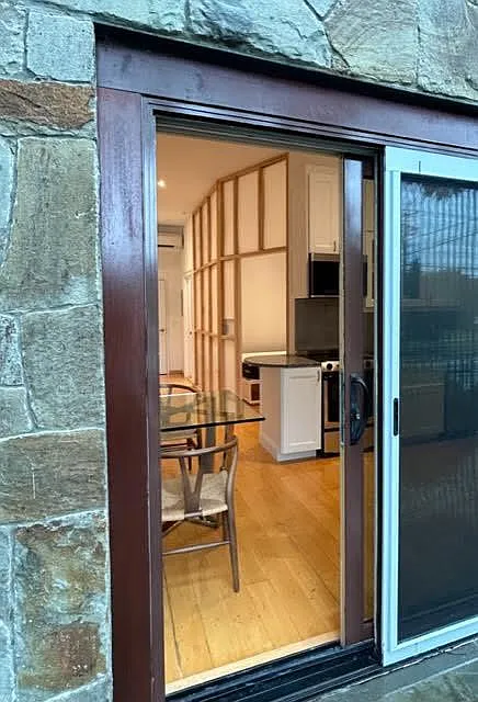 1 bed, 400 sqft, $1,950 — Photo 3