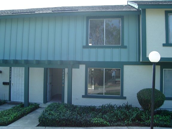 1159 sq feet 2 story