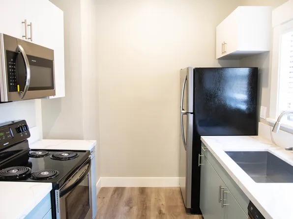 1343 7th Ave #7, San Diego, CA 92101