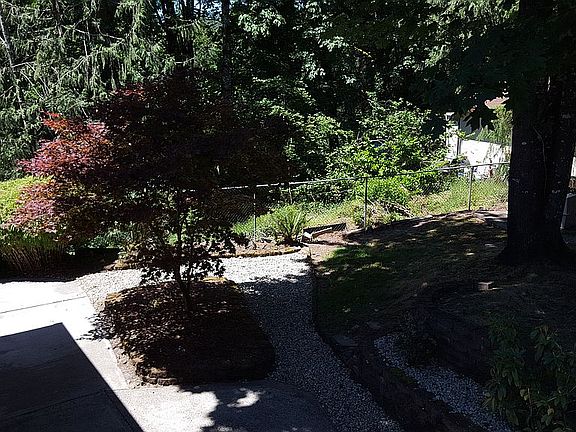 4th image of 2461 Archwood Dr