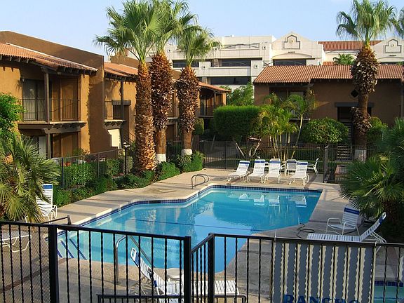 Beautiful pool & spa with mountain view