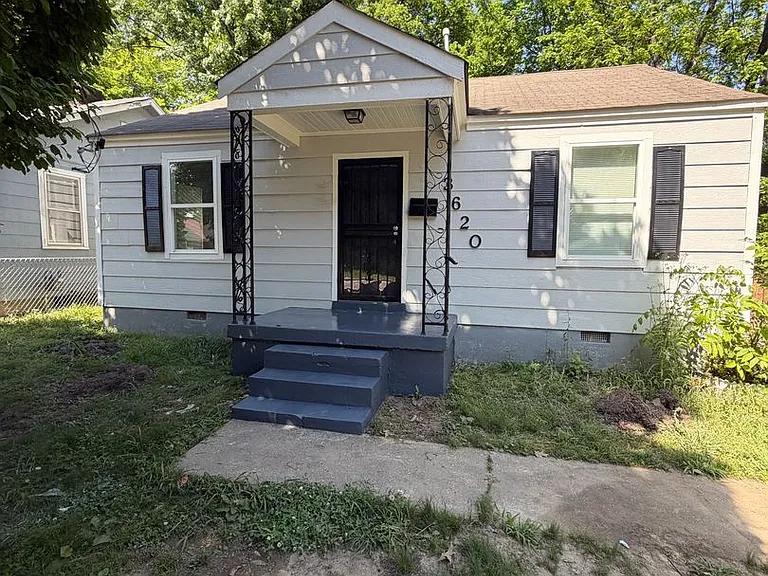 3620 Townes Ave — Photo 2