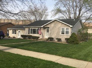 10401 Oak Park Ave, Chicago Ridge, IL 60415