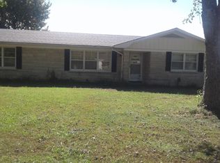 9843 Russell Springs Rd, Russell Springs, KY 42642