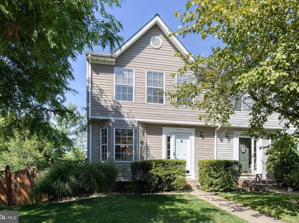 710 Medinah Cir, Westminster, MD 21158