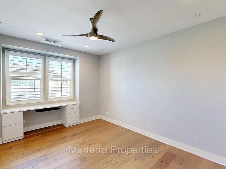 2111 Harper Way — Photo 18