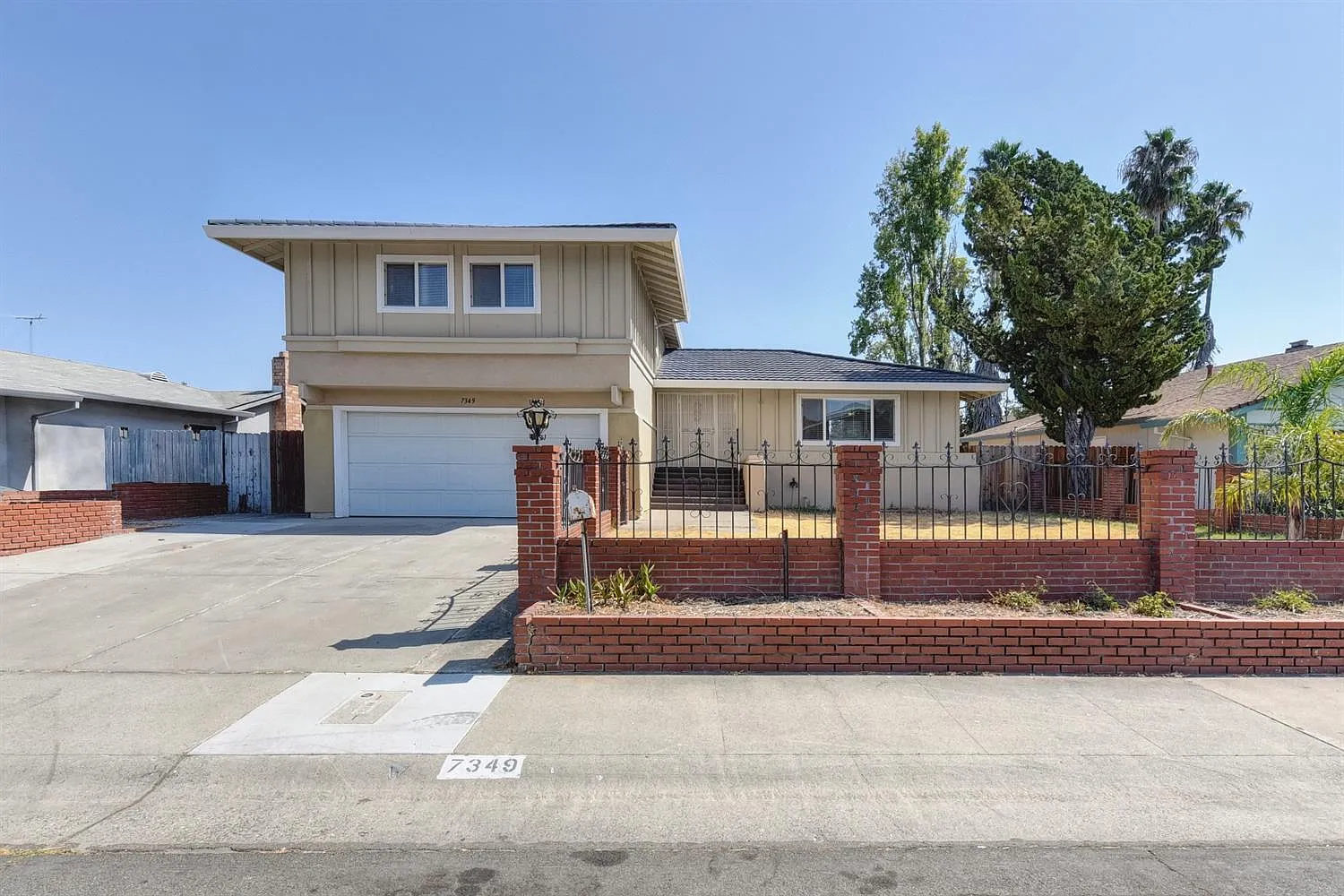 7349 Winnett Way photo 1