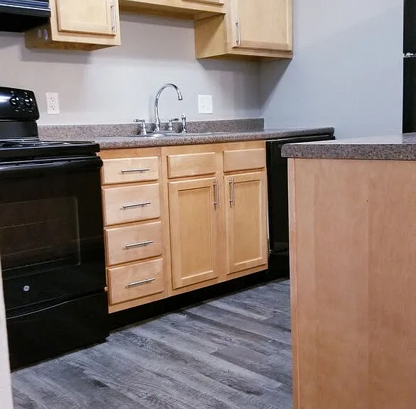Riviera Apartments — Photo 3