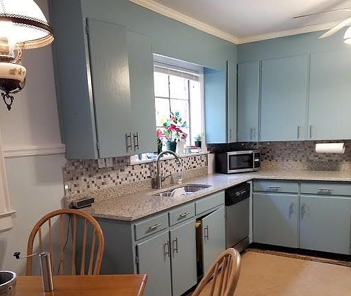 Nice Granite and Backsplash