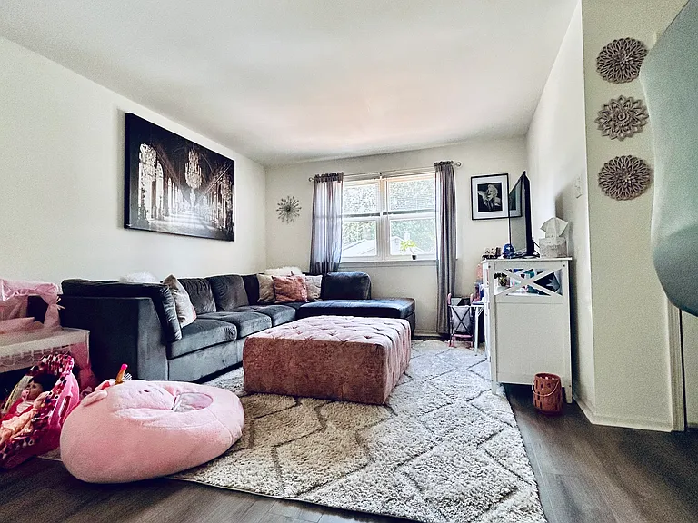 149 Meadowbrook Ln #B — Photo 9