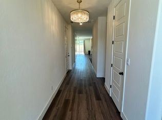 2635 S Cain Ct, Visalia, CA 93292