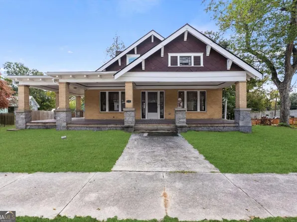 948 Peek St NW, Conyers, GA 30012