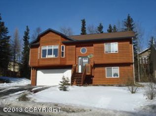 18901 Mountain Point Dr, Eagle River, AK 99577