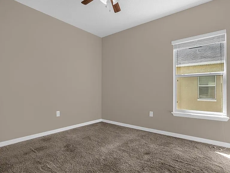 2144 Betsy Ross Ln — Photo 14