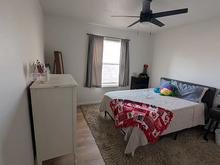second bedroom