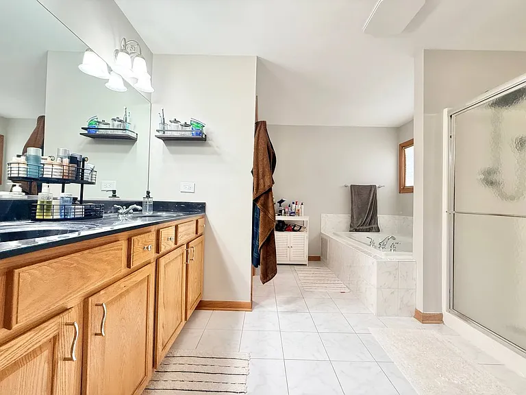 2052 Gardner Cir E — Photo 11