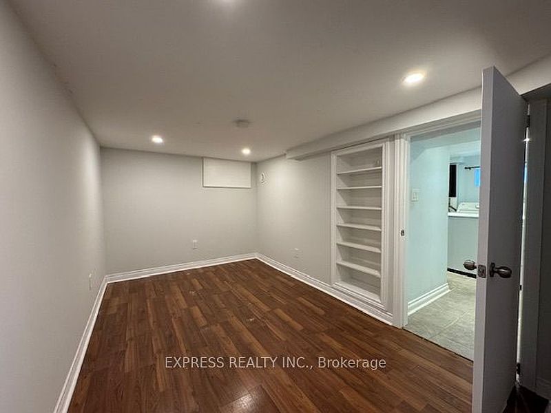 Toronto House for rent - 2 Bedrooms — photo 27