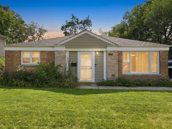 321 Minocqua St, Park Forest, IL 60466