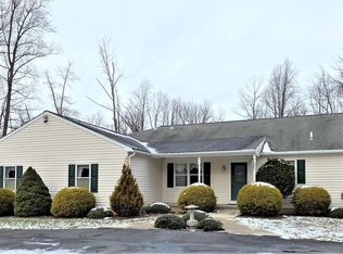 1347 E Thatcher Rd, Quakertown, PA 18951