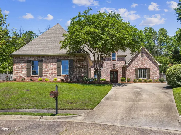 102 Tracier Crst, Clinton, MS 39056