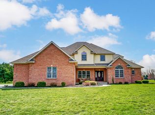 2957 Stoneybrook Dr, Lima, OH 45805