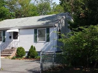 33 Richmond St, Brockton, MA 02301