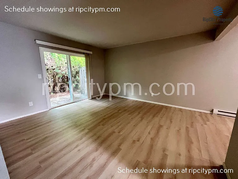 21723 SE Alder Dr #5 — Photo 2